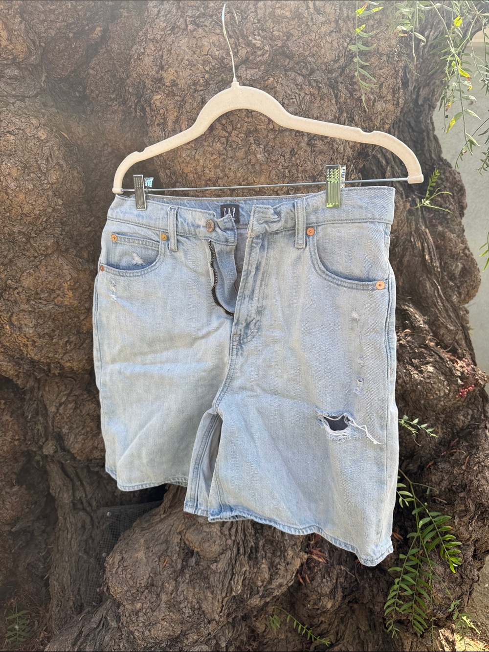 GAP Light Blue Ripped Denim Men's Shorts